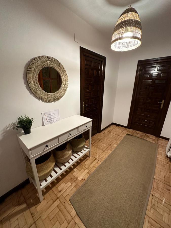 Appartamento Apartamento Plaza Del Rey Santillana del Mar Esterno foto